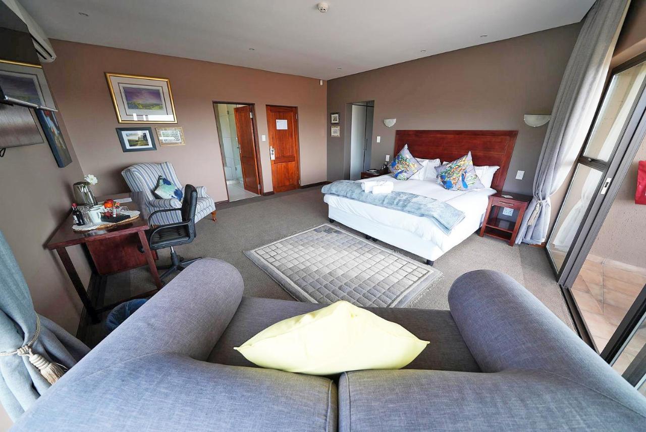 Over The Moon Guesthouse Johannesburg Esterno foto